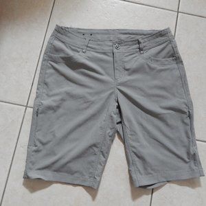 KUHL TREKR SHORTS 11". SIZE 10 WOMENS, 'STONE'